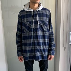 Amnesia Hooded Flannel - Size Large